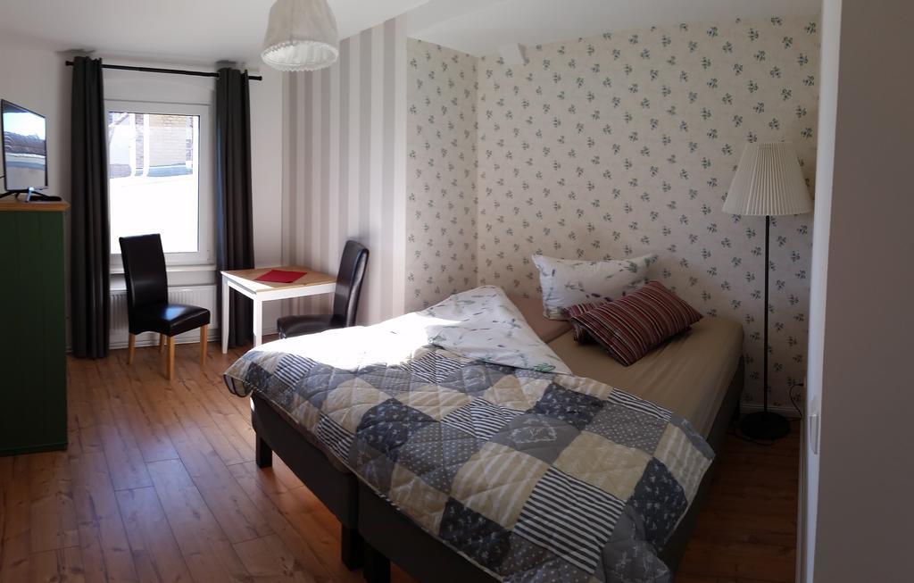 Guest House Altes Forstamt 埃伯斯瓦尔德菲诺 外观 照片